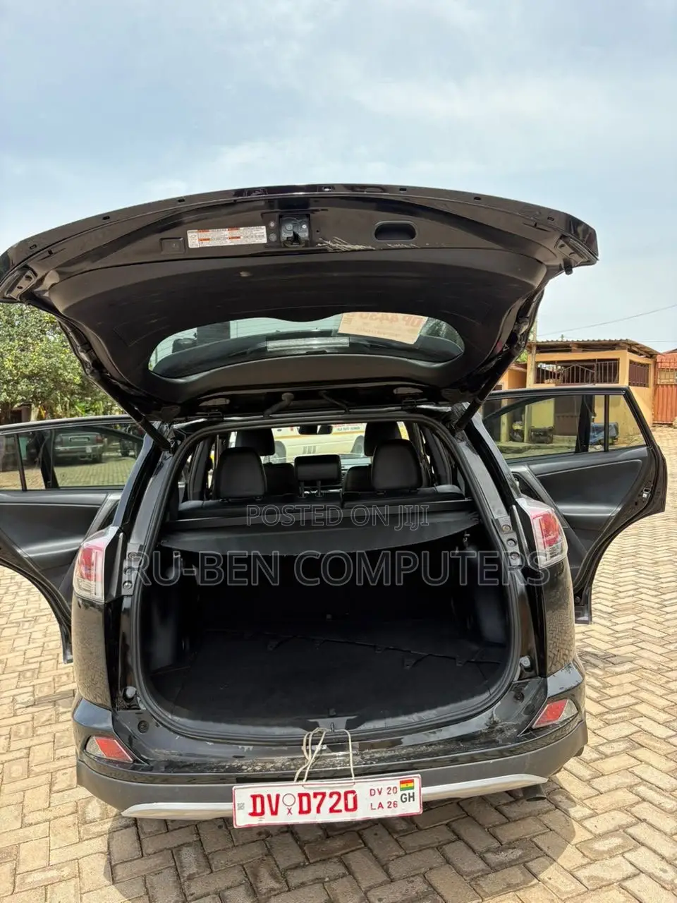 Toyota RAV4 SE 4dr SUV AWD (2.5L 4cyl 6A) 2018 Black