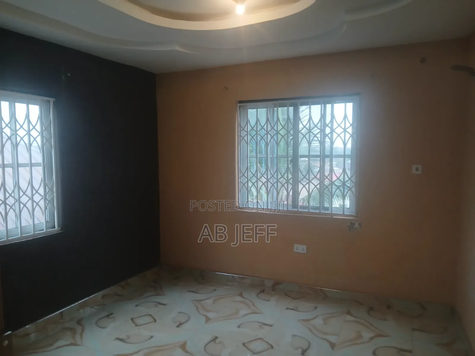 2bdrm Apartment in Ipt Container, Kumasi Metropolitan for rent