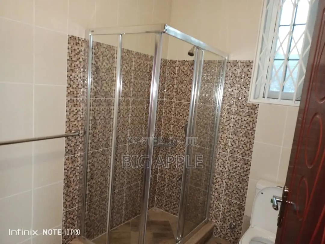 4bdrm House in West Legon for rent