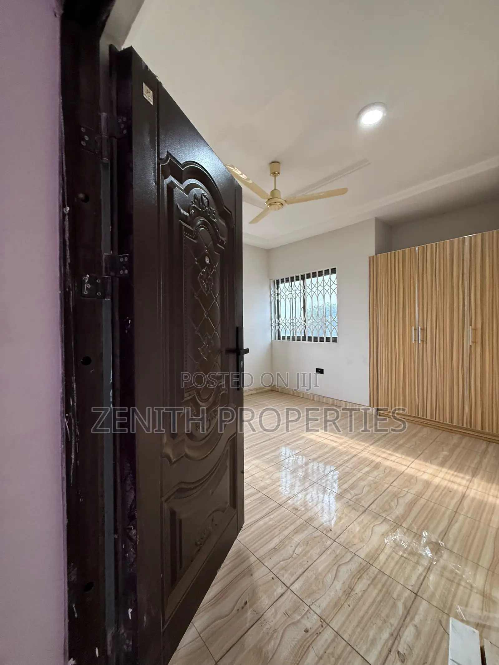 3bdrm Apartment in Zenith Properties, West Hills Mall Area for rent
