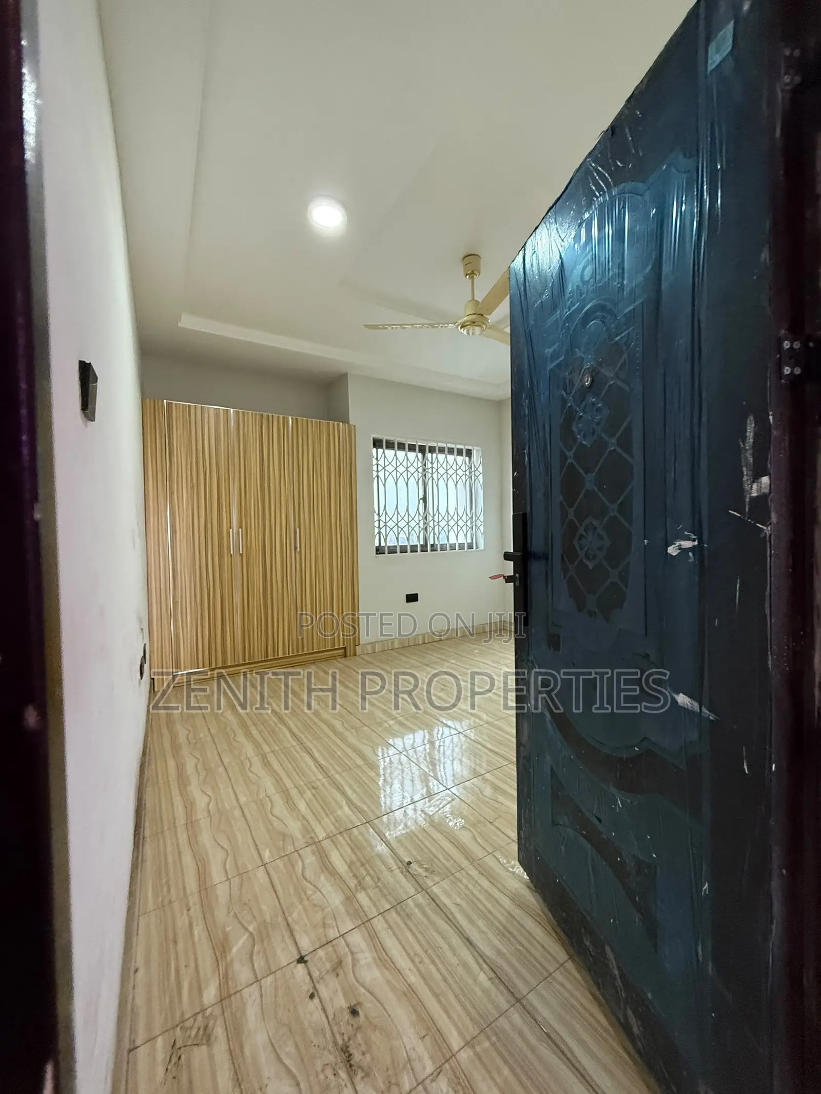 3bdrm Apartment in Zenith Properties, West Hills Mall Area for rent