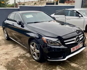 Mercedes-Benz C300 Sport 4Matic Sedan AWD (2.0L 4cyll 7A) 2016 Black
