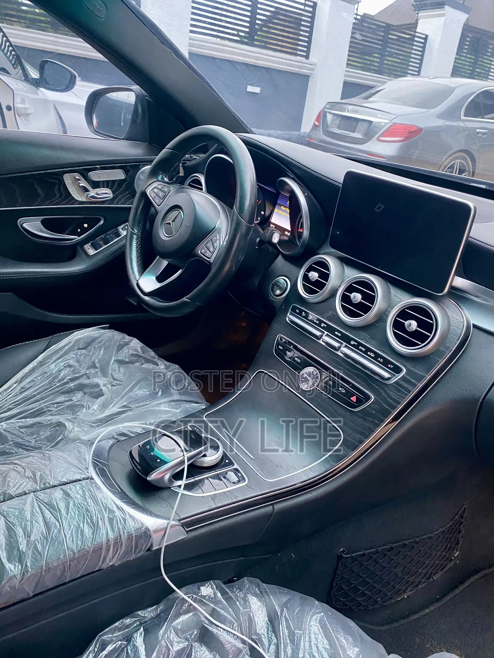 Mercedes-Benz C300 Sport 4Matic Sedan AWD (2.0L 4cyll 7A) 2016 Black
