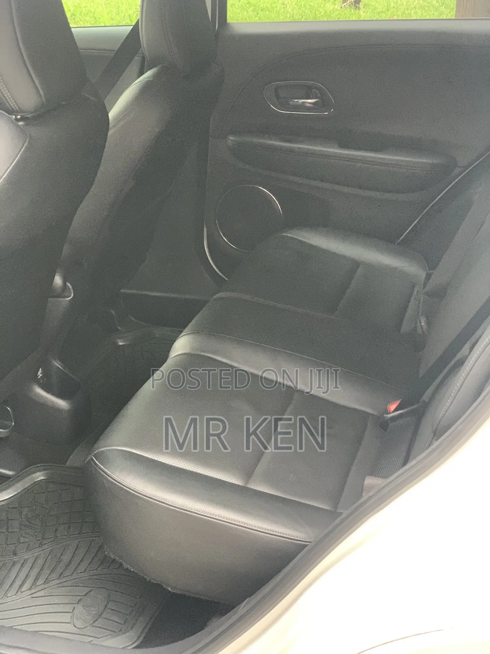 Honda HR-V Touring AWD 2020 White