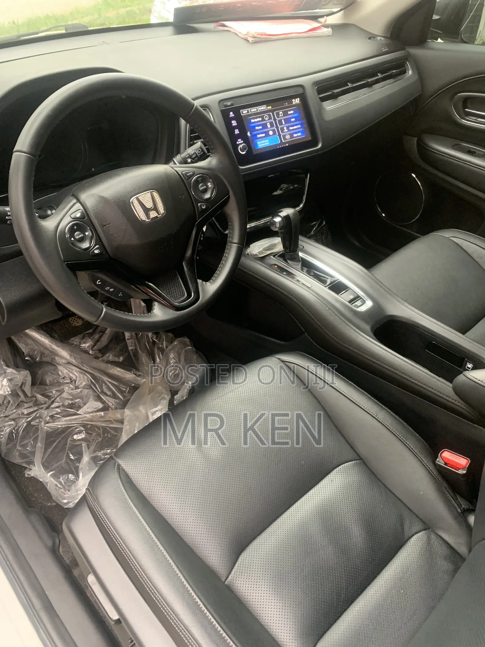 Honda HR-V Touring AWD 2020 White