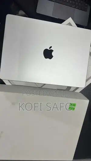 Laptop Apple MacBook Pro 2024 M4 24GB Apple M4 Pro SSD 1T