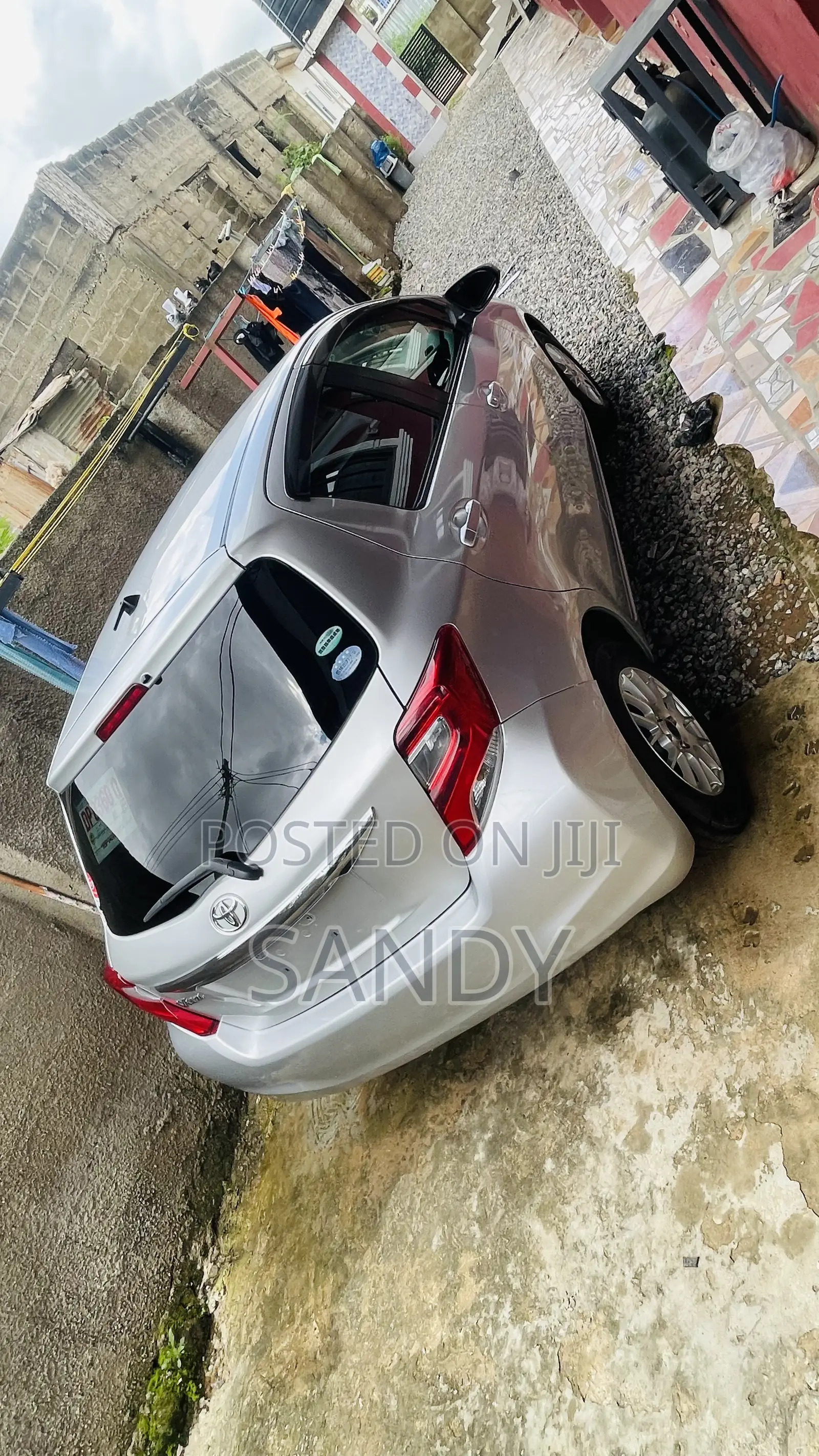 Toyota Vitz 1.3 FWD 3dr 2015 Gray