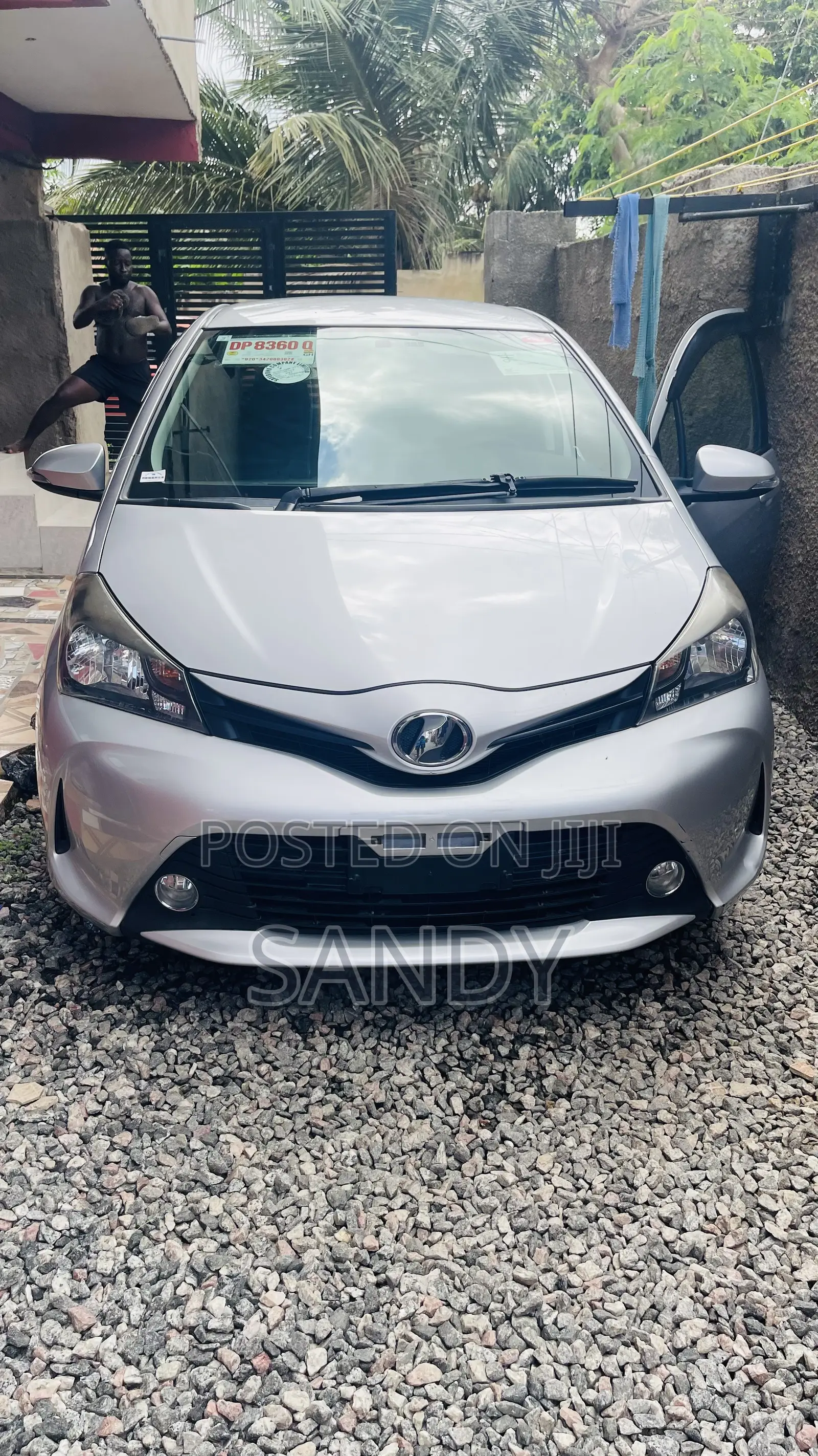 Toyota Vitz 1.3 FWD 3dr 2015 Gray