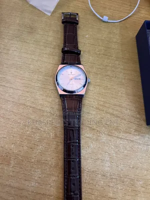 Poedagar Wrist Watch