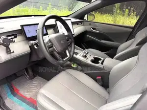 BYD Qin Plus DM-i 2025 White