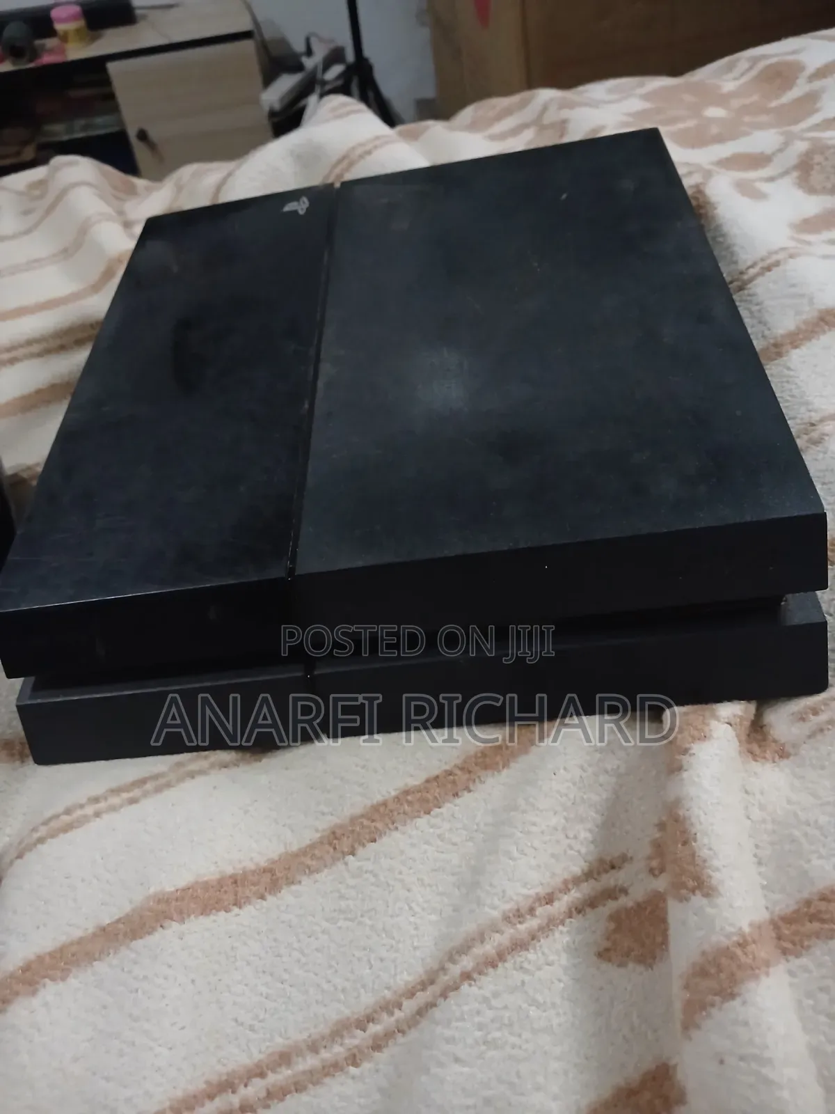 Ps4 Console