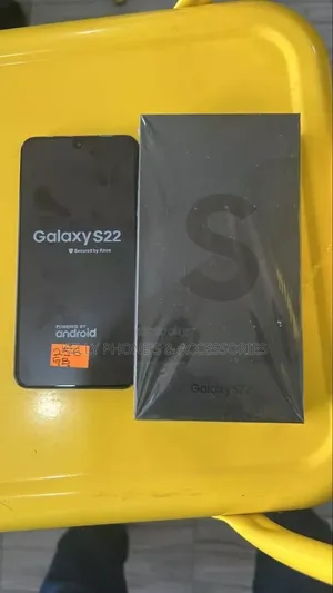 New Samsung Galaxy S22 5G 256 GB Black