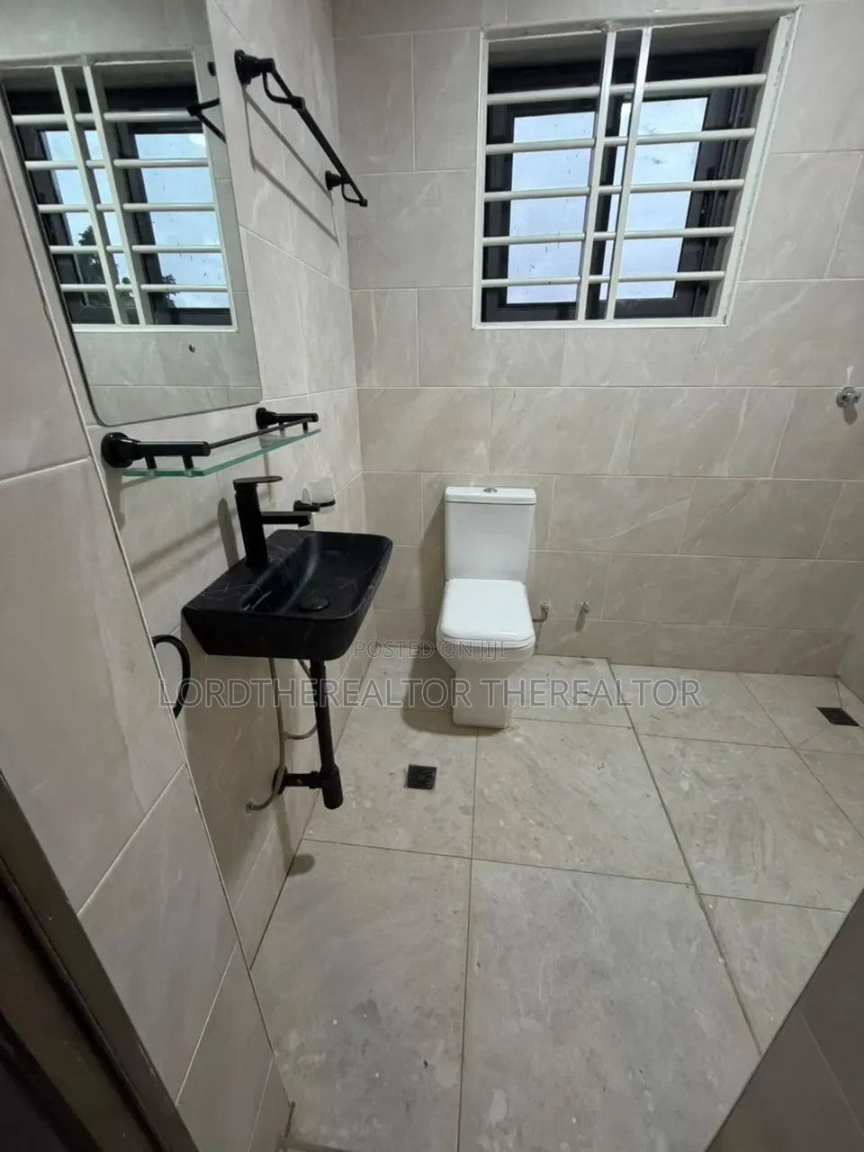 2bdrm Apartment in Pokuase for rent