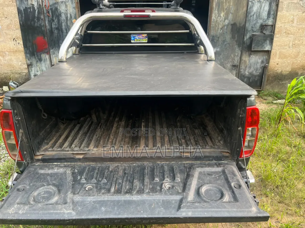 Nissan Frontier Automatic 2005 Gray