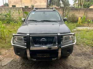 Nissan Frontier Automatic 2005 Gray