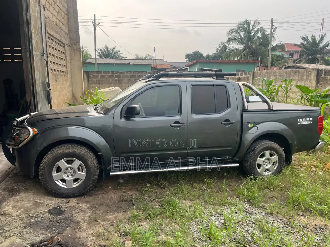 Nissan Frontier Automatic 2005 Gray