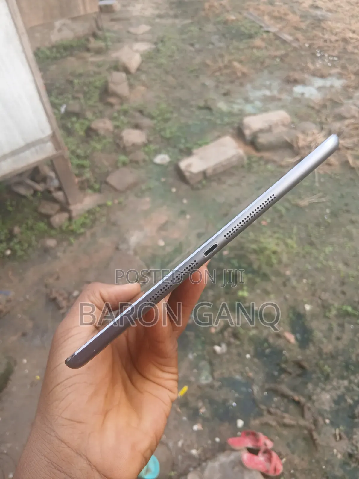 Apple iPad Air 16 GB Gray