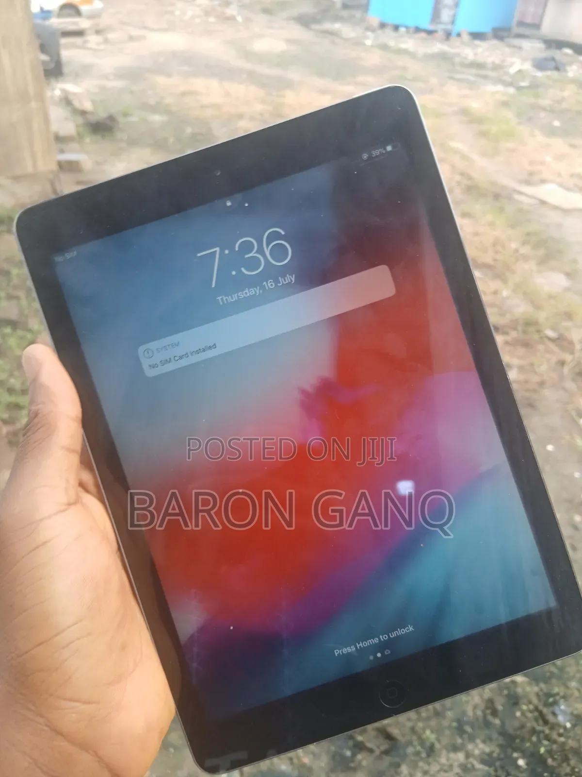 Apple iPad Air 16 GB Gray
