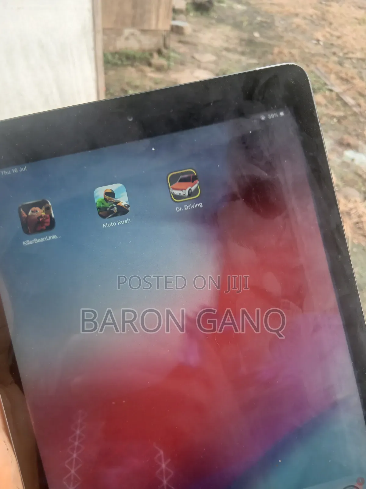 Apple iPad Air 16 GB Gray