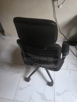 Slightly Used Office Swivel Chair