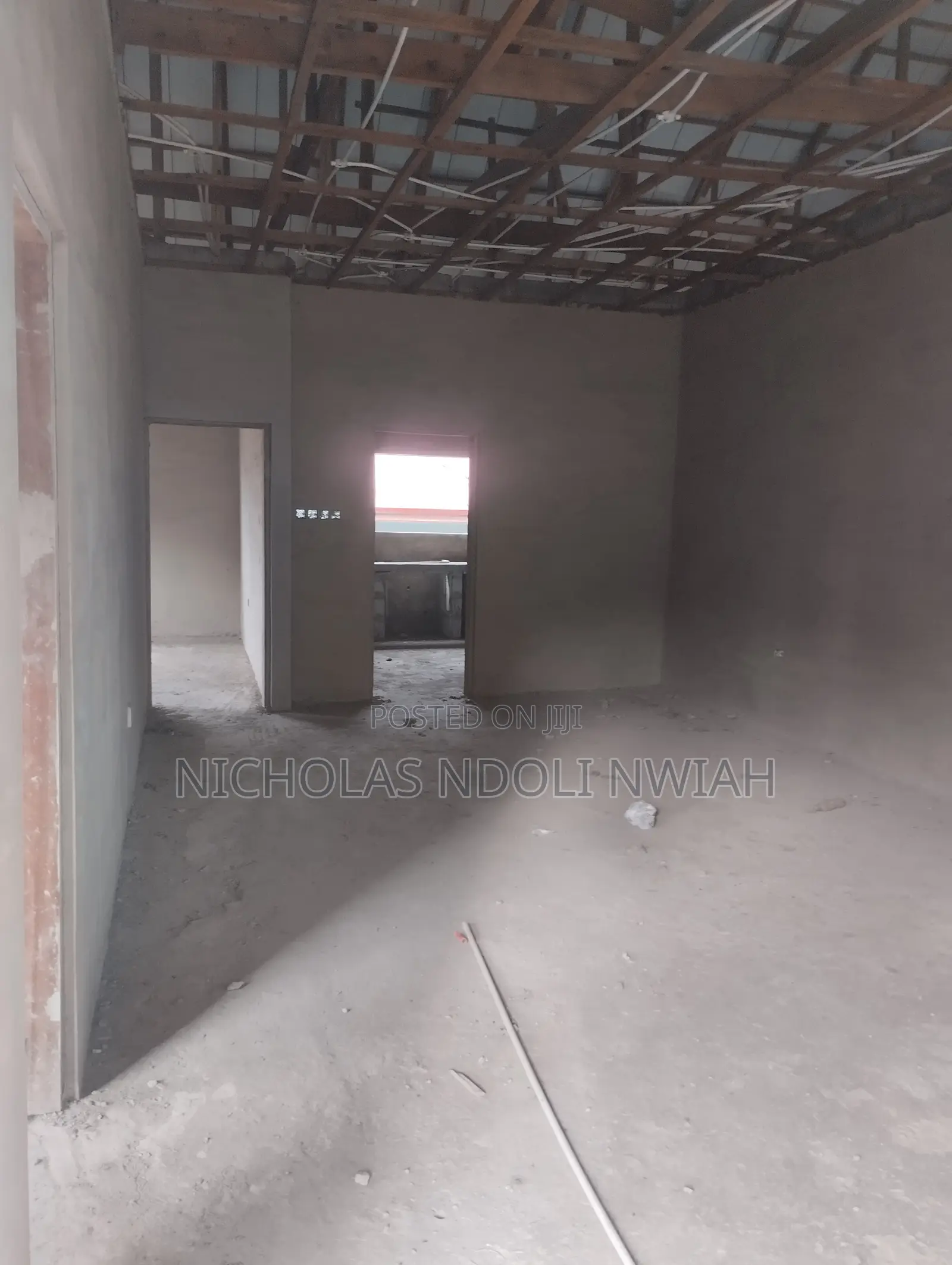 4 Flats of 2bedrooms (Uncompleted Building) for Sale.