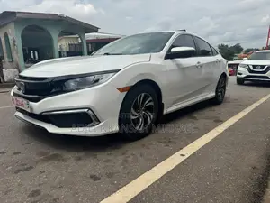 Honda Civic EX Sedan 2019 White