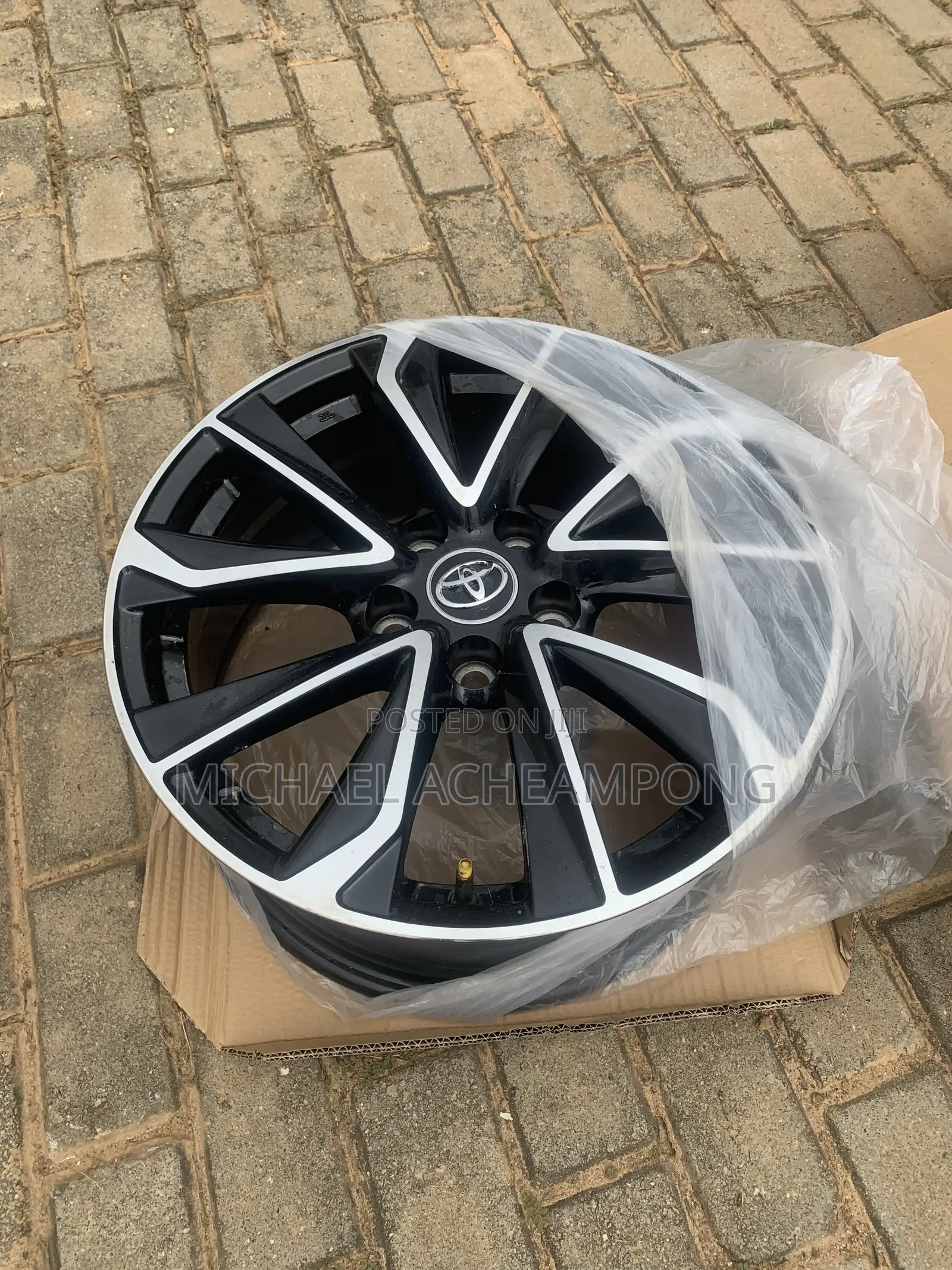 Toyota Camry Rim -17