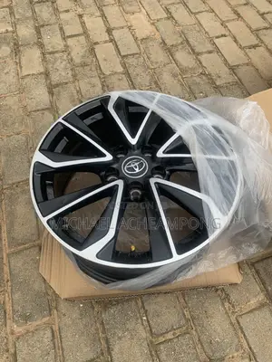 Toyota Camry Rim -17