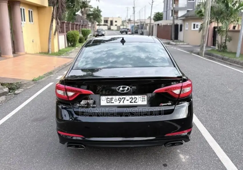 Hyundai Sonata Sport 4dr Sedan (2.4L 4cyl 6A) 2015 Black