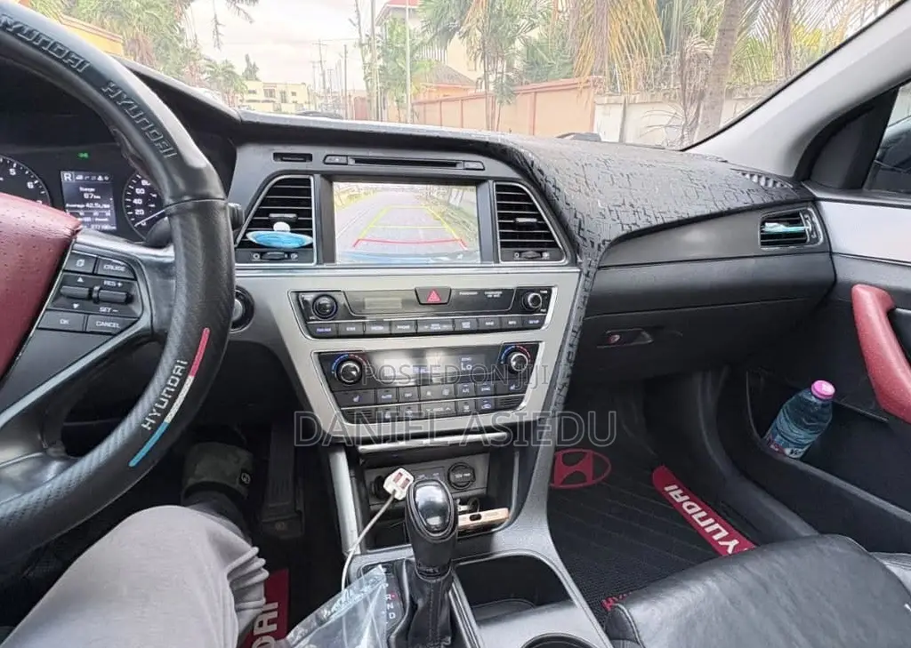 Hyundai Sonata Sport 4dr Sedan (2.4L 4cyl 6A) 2015 Black