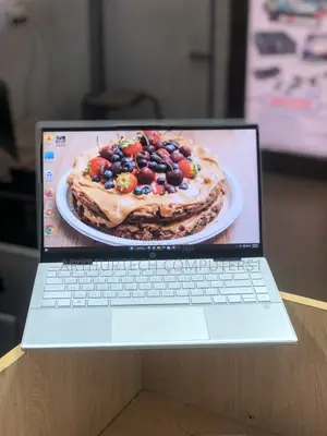 Laptop HP Pavilion x360 8GB Intel Core i5 SSD 256GB