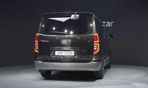 Hyundai Starex 2020 Black