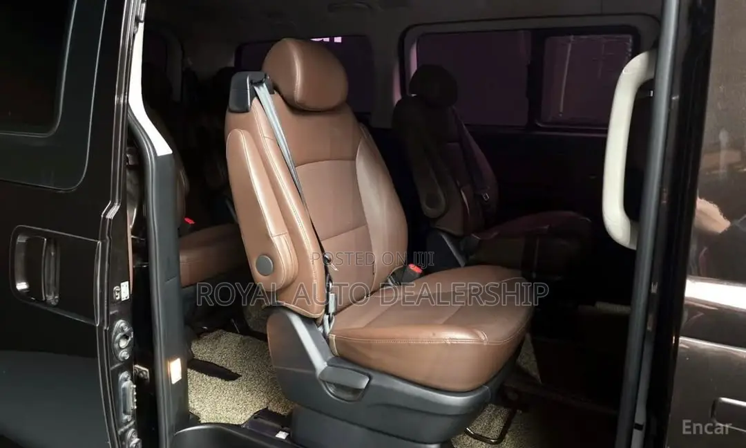Hyundai Starex 2020 Black