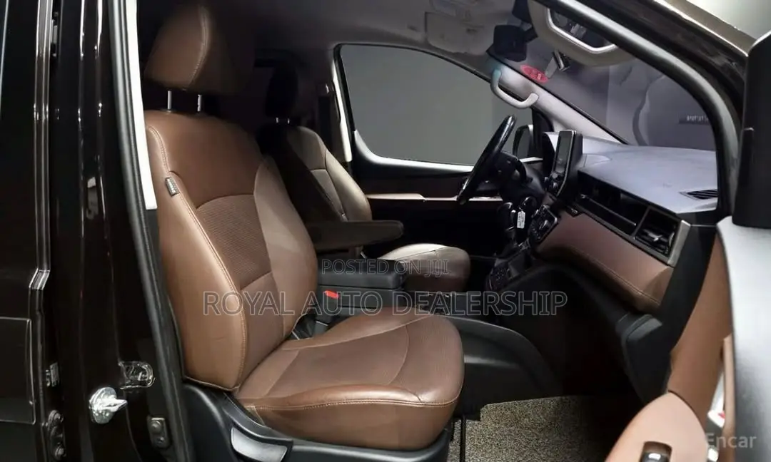Hyundai Starex 2020 Black