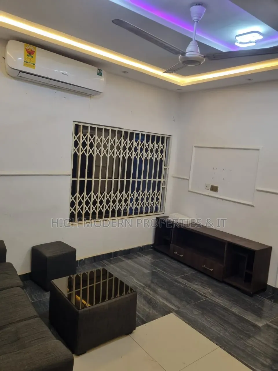 2bdrm Apartment in Bushroad, New Town for rent