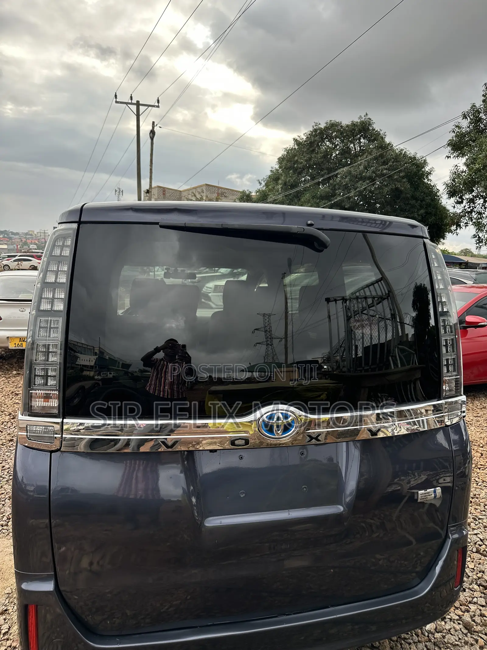 Toyota Voxy Hybrid ZS 2WD 7-Seater 2016 Black