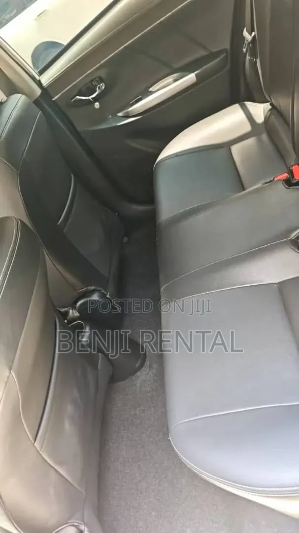 Toyota Yaris 2016 White