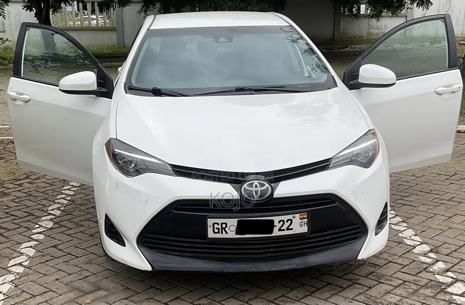 Toyota Corolla 2017 White