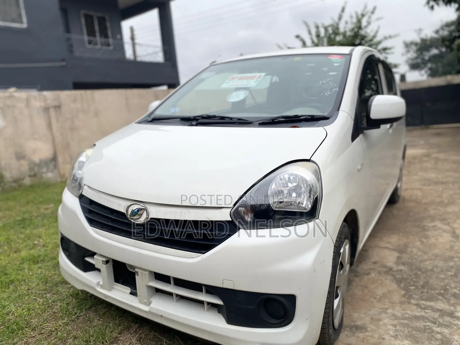 Daihatsu Mira 2016 White
