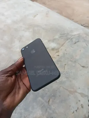 Apple iPhone 7 32 GB Black