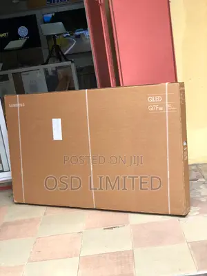 Pure Sound Meets Pure Color on a 75" Screen