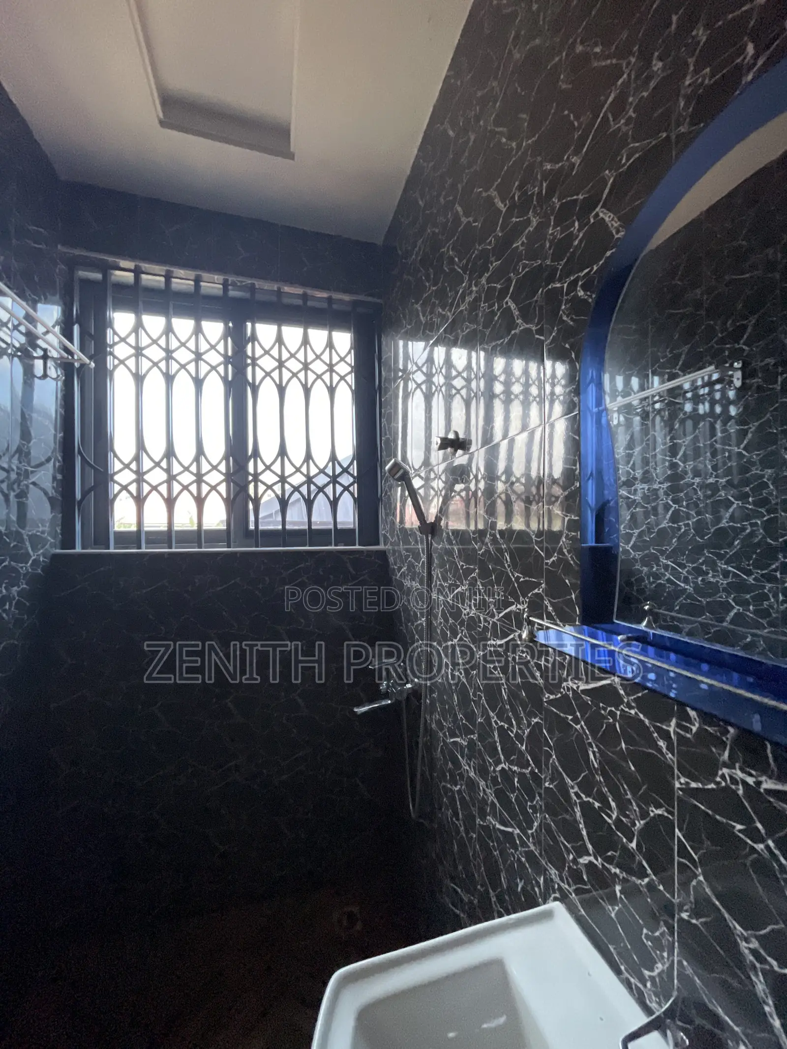 2bdrm Apartment in Zenith Properties, Round About for rent