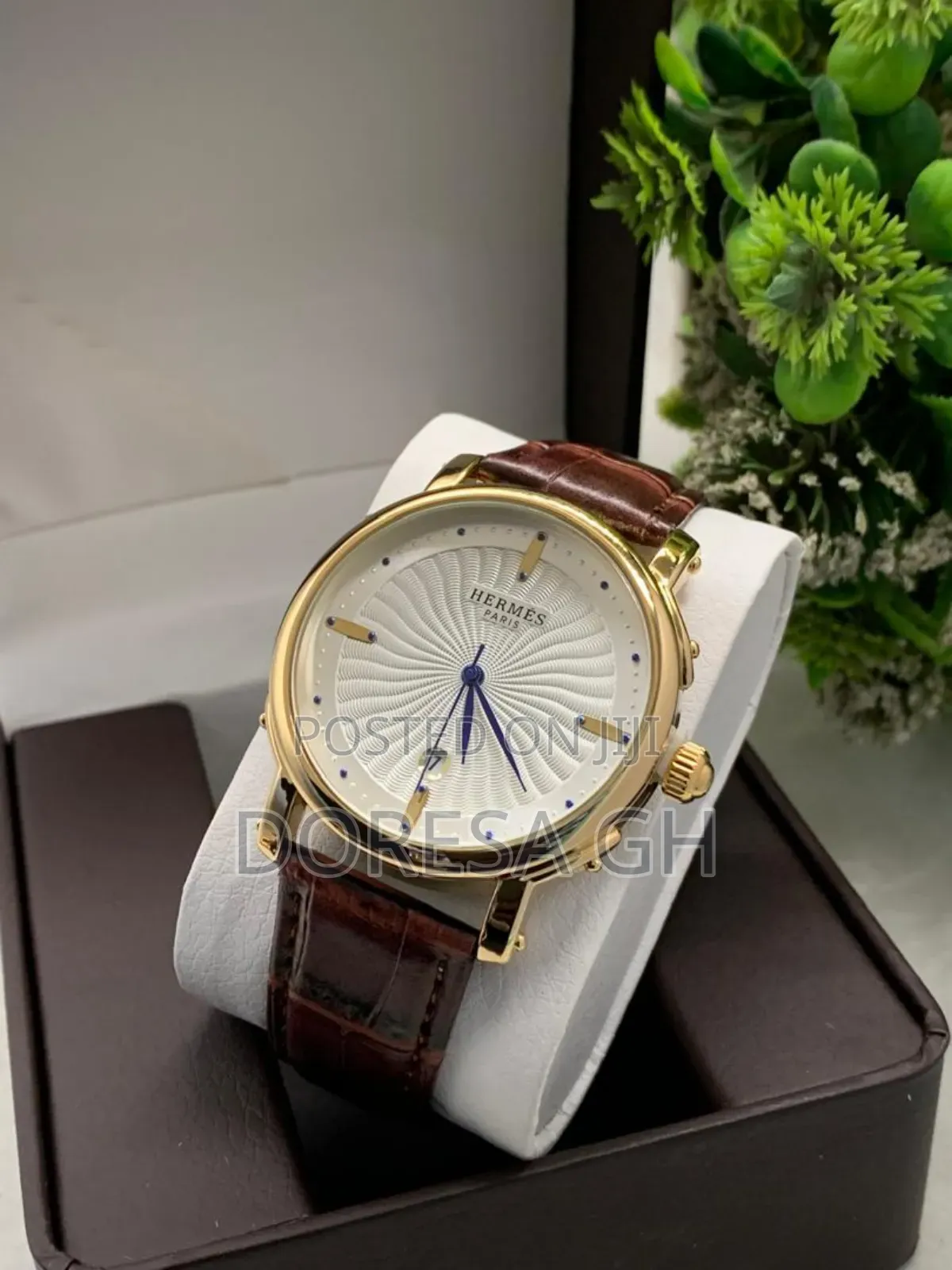 Hermès Leather Watches for Men— Refined Style for the Modern Gentleman