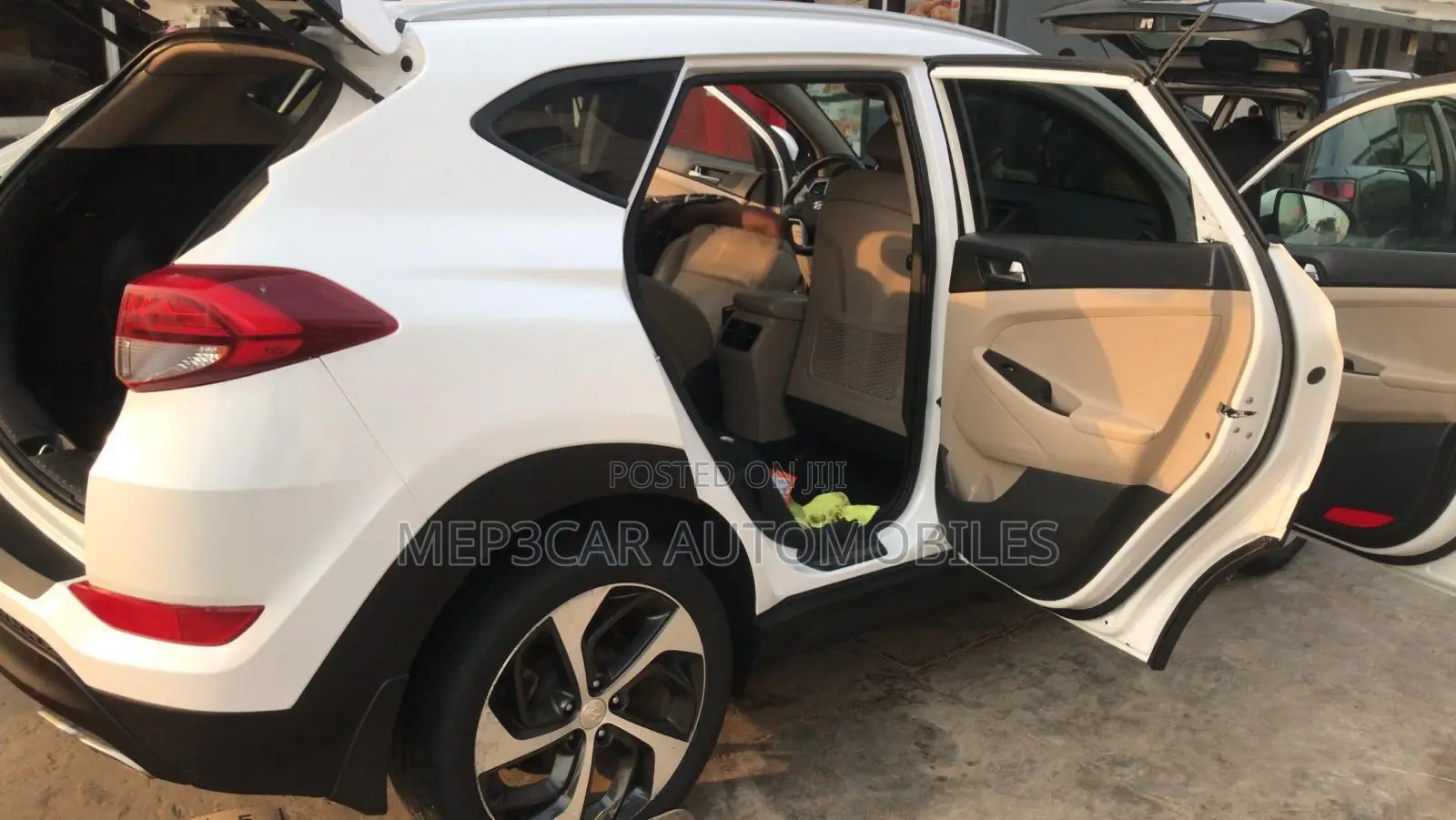 Hyundai Tucson 2017 White