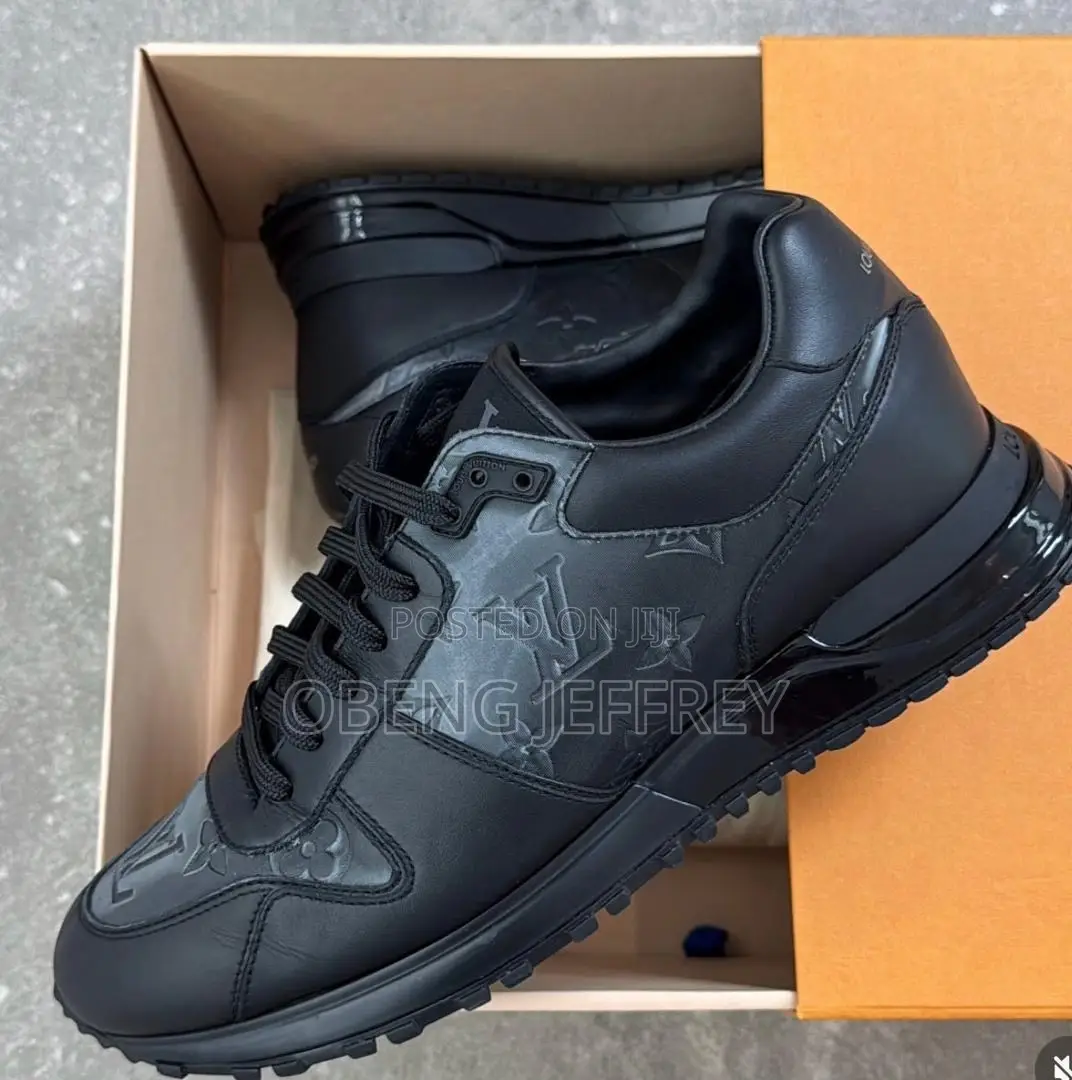 Original Louis Vuitton Run Away Black