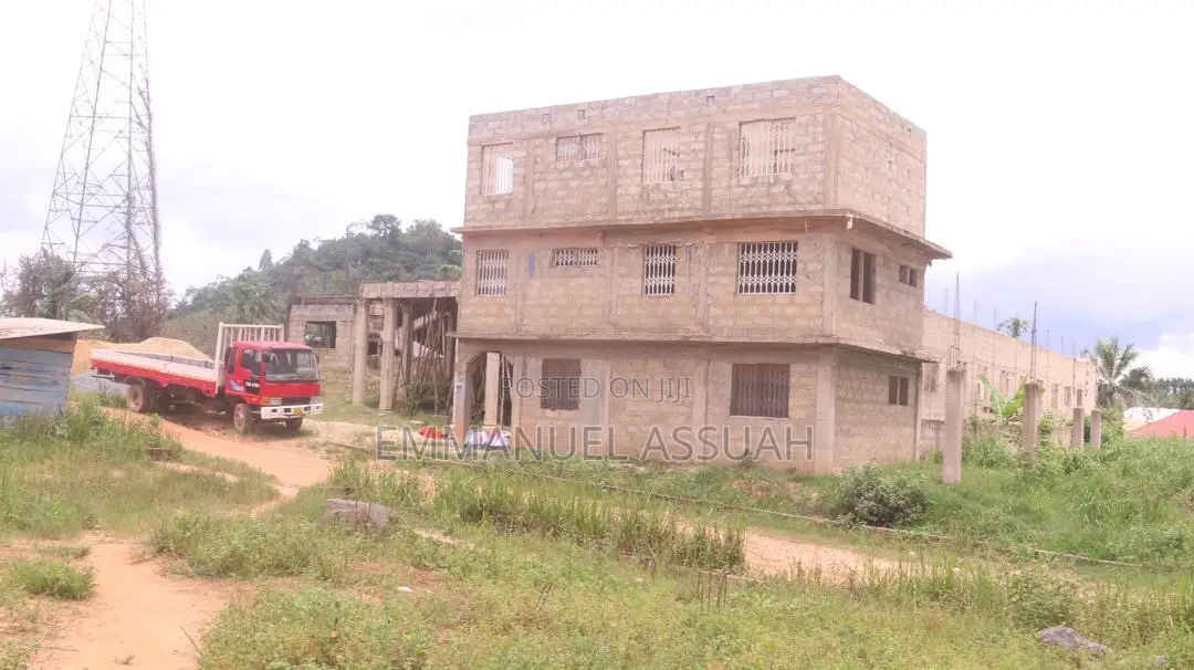 20bdrm Mansion in Nzema East Prestea-Huni Valley for sale