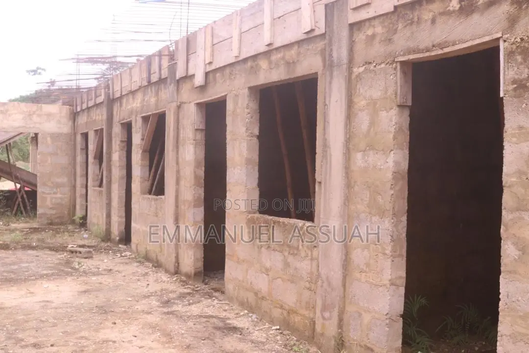 20bdrm Mansion in Nzema East Prestea-Huni Valley for sale