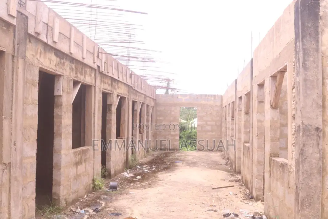 20bdrm Mansion in Nzema East Prestea-Huni Valley for sale