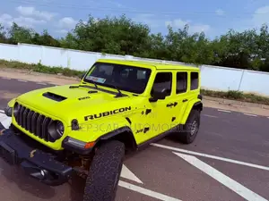 Jeep Wrangler Rubicon 4 Door 4x4 2024 Yellow