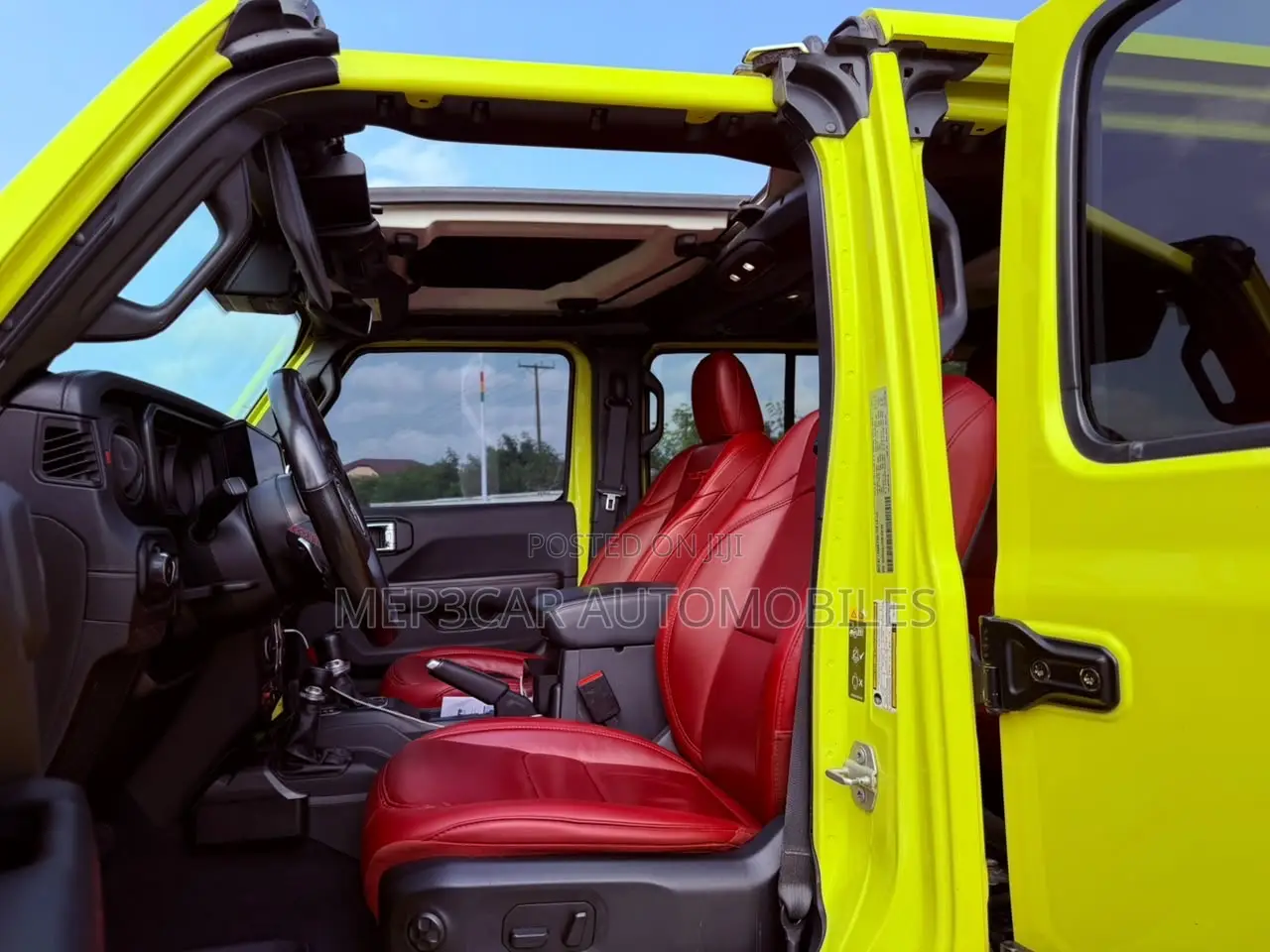 Jeep Wrangler Rubicon 4 Door 4x4 2024 Yellow